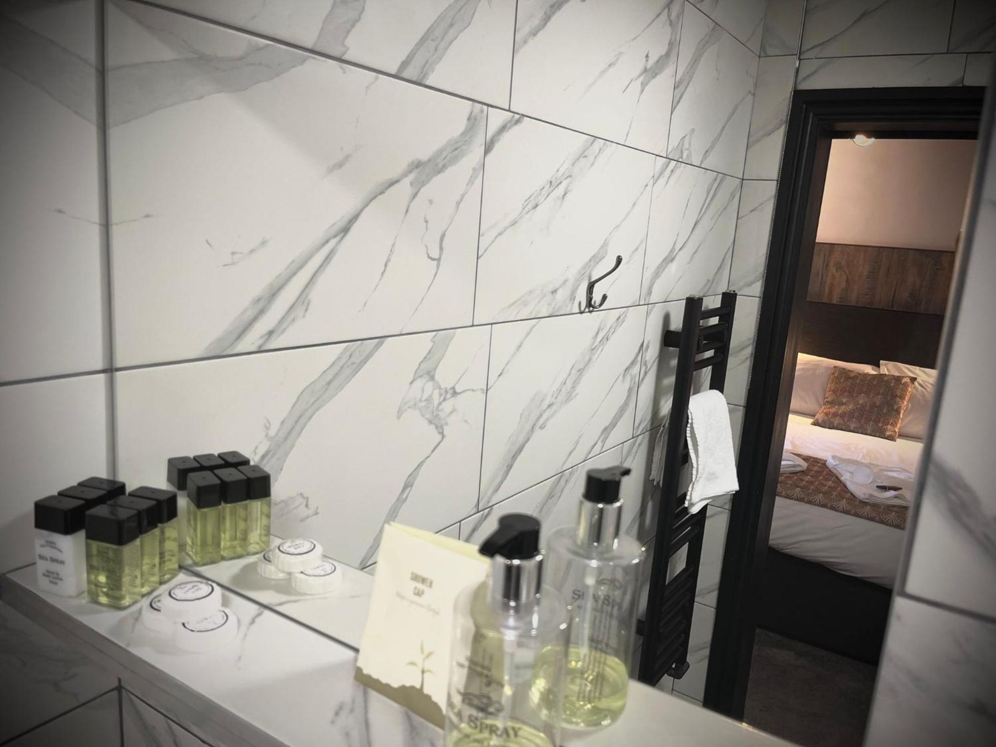 The Blue Boar Hotel Alcester Ngoại thất bức ảnh