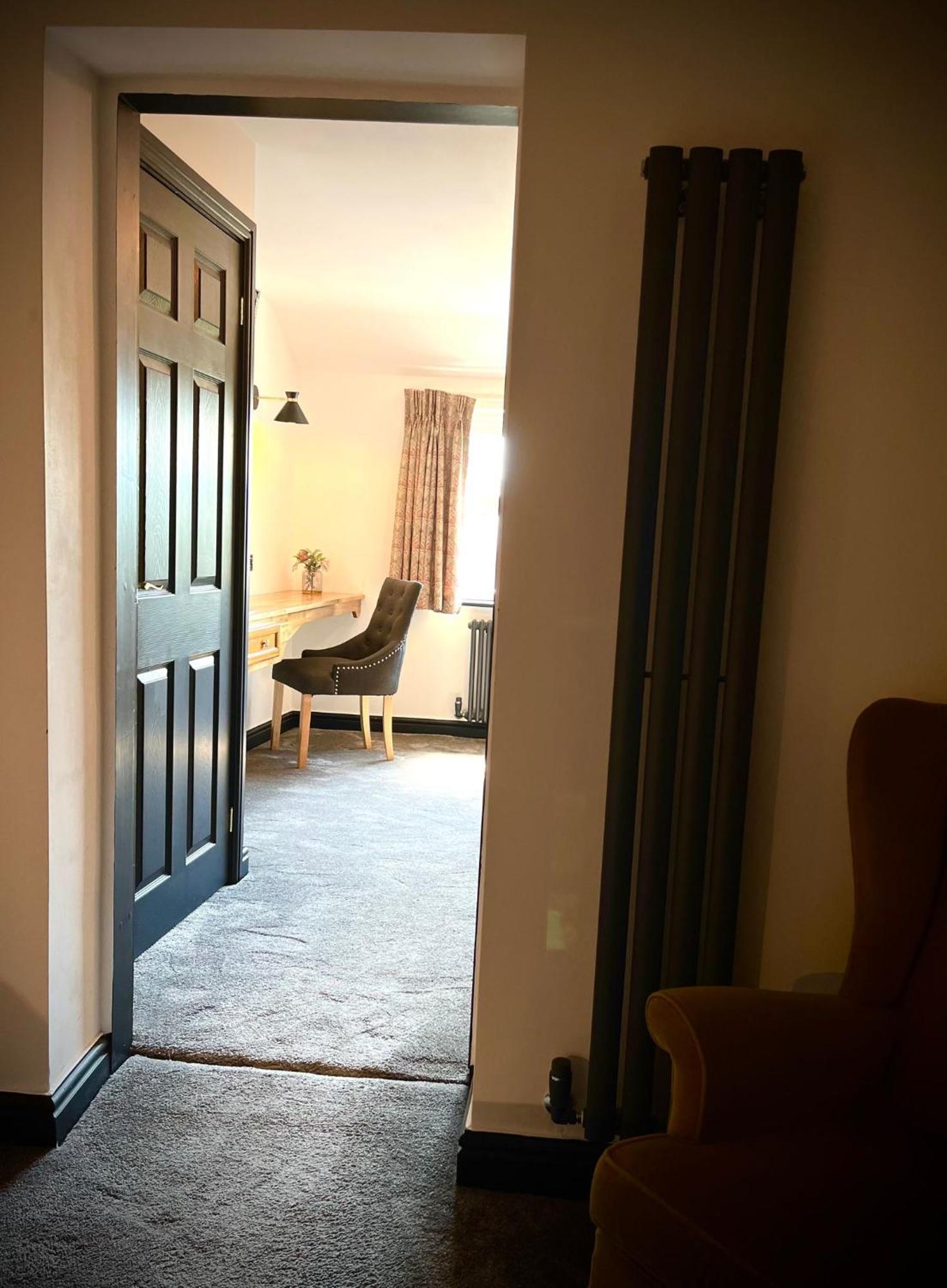 The Blue Boar Hotel Alcester Ngoại thất bức ảnh