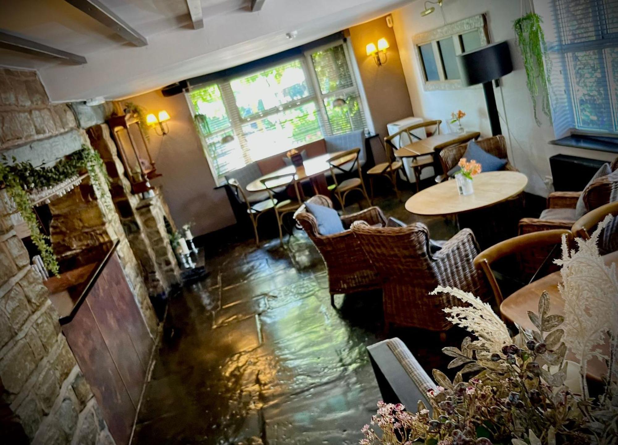 The Blue Boar Hotel Alcester Ngoại thất bức ảnh